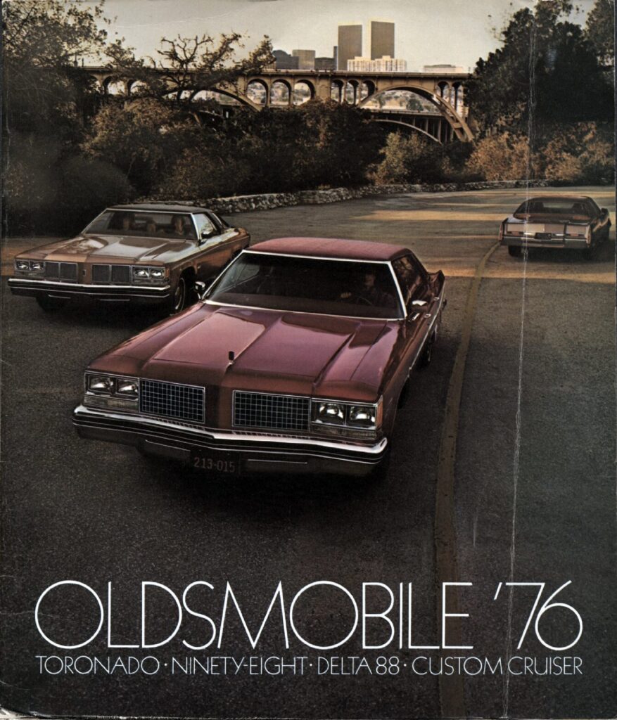 thumbnail of 1976 Marke Oldsmobile – Modell USA Div. Modelle – Sprache ENG-lg